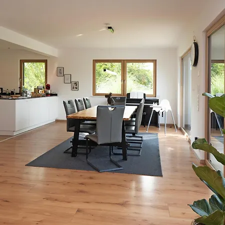 Luxus-anwesen Mit Charme - Ganzes Haus Mit Garten